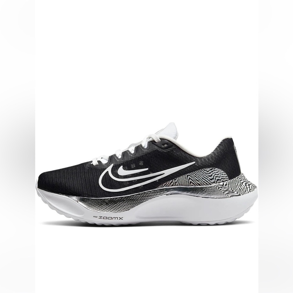 Nike Zoom Fly Running Shoe